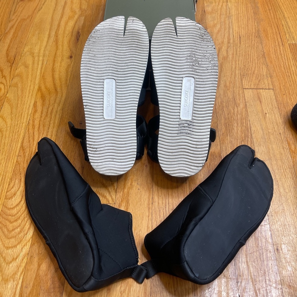 Suicoke X Maharishi Black Tabi Sandals - Picture 3 of 4